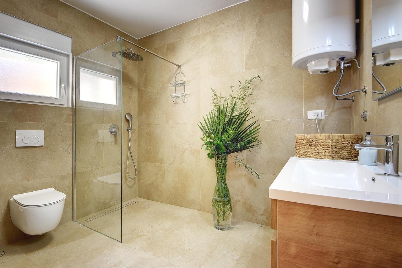 Vila Una With Private Pool Near Rovinj - Open 2022 Rovinjsko Selo Ngoại thất bức ảnh